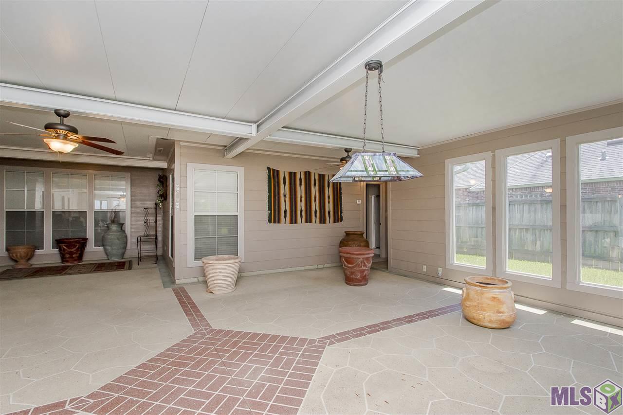 10826 Hilltree Drive Baton Rouge, LA 70810 - Photo 11 of 35