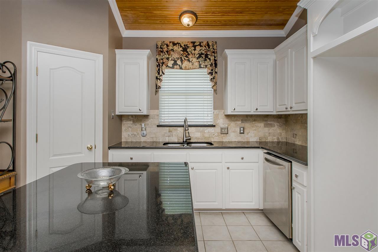 10826 Hilltree Drive Baton Rouge, LA 70810 - Photo 15 of 35
