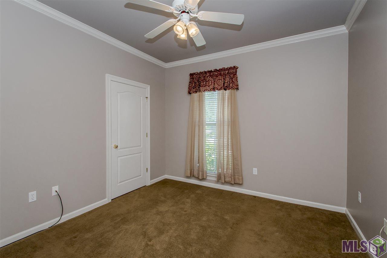 10826 Hilltree Drive Baton Rouge, LA 70810 - Photo 24 of 35