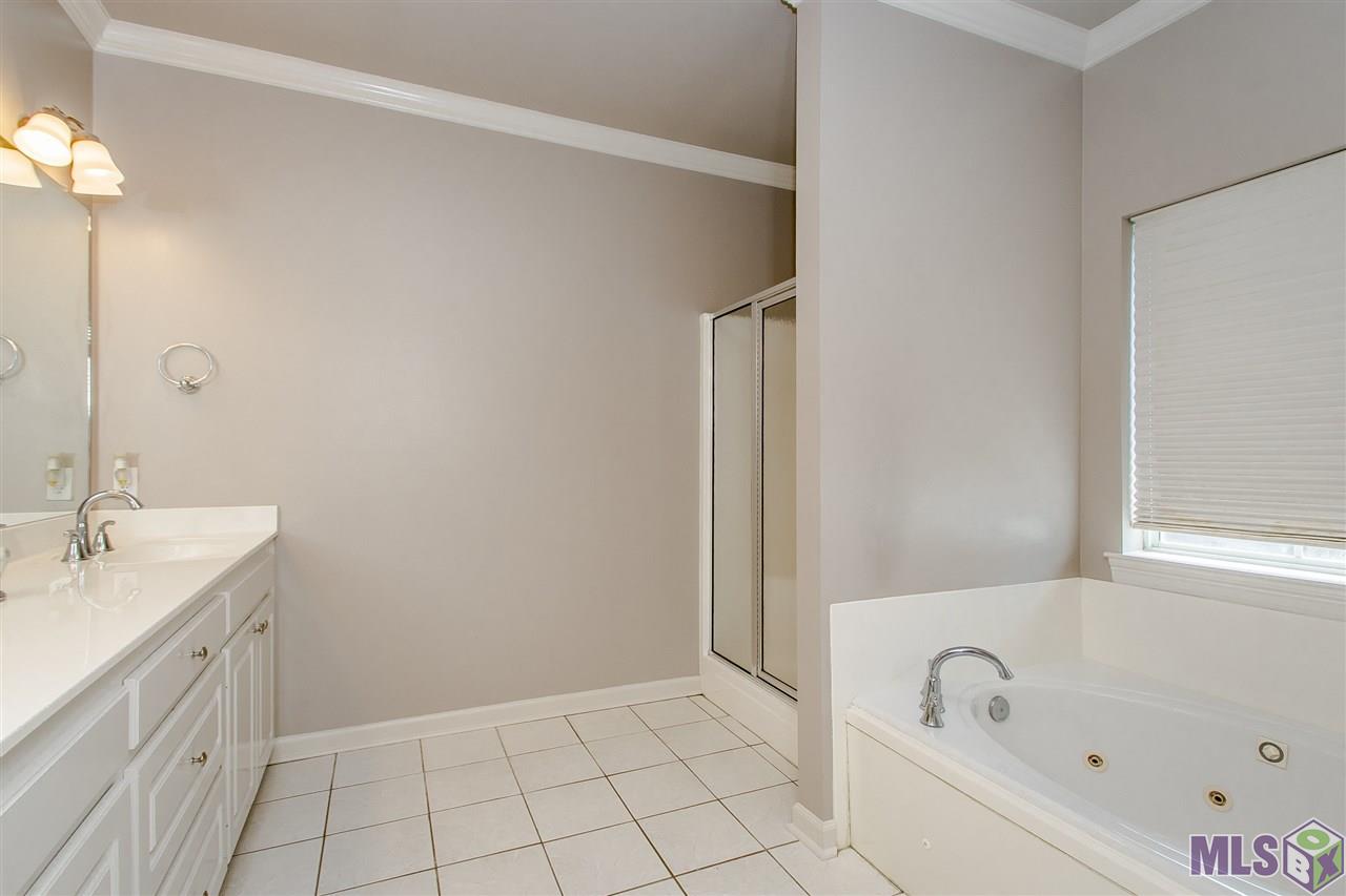 10826 Hilltree Drive Baton Rouge, LA 70810 - Photo 28 of 35