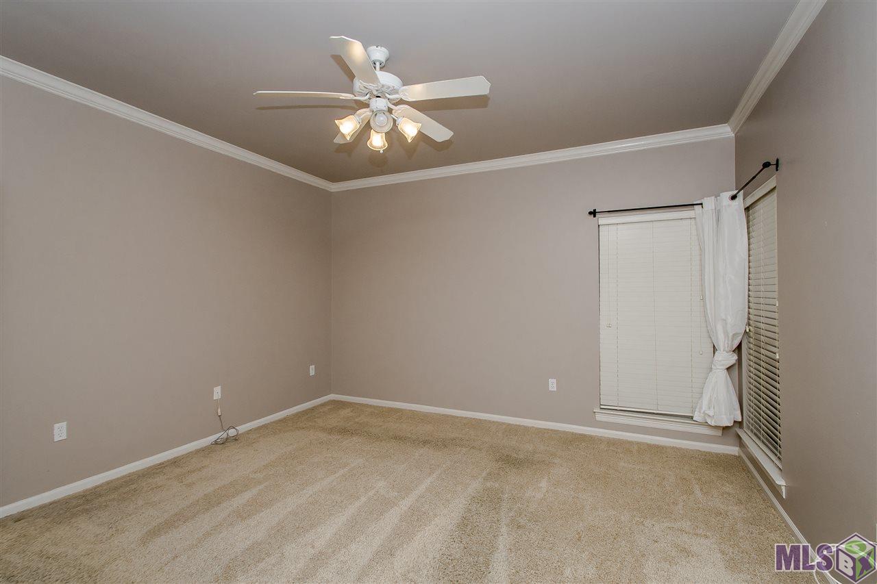 10826 Hilltree Drive Baton Rouge, LA 70810 - Photo 29 of 35