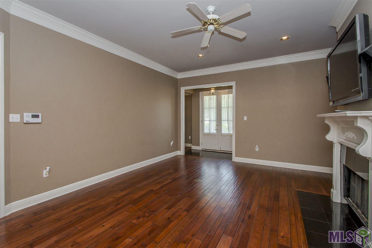 10826 Hilltree Drive Baton Rouge, LA 70810 - Photo 31 of 35