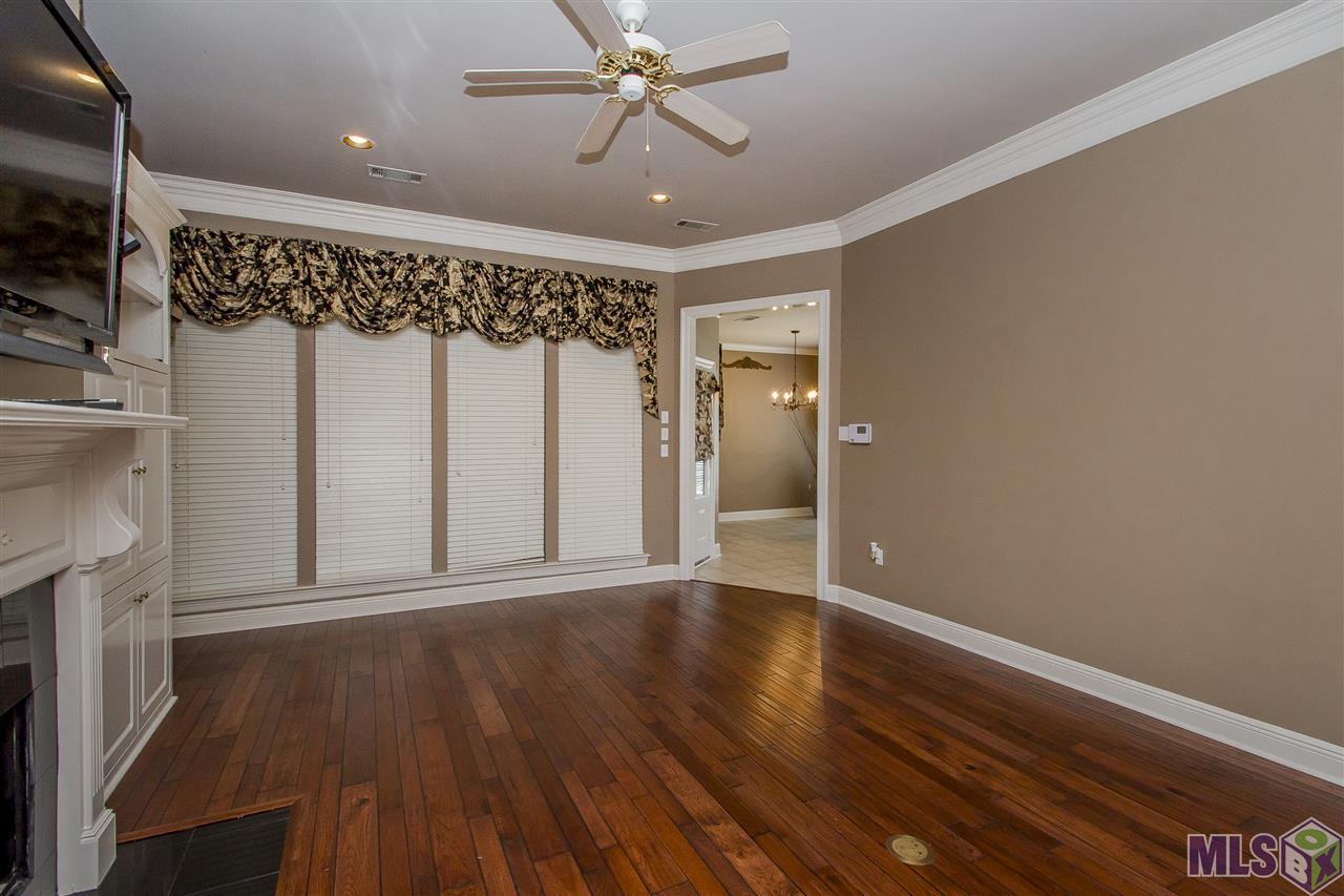 10826 Hilltree Drive Baton Rouge, LA 70810 - Photo 32 of 35