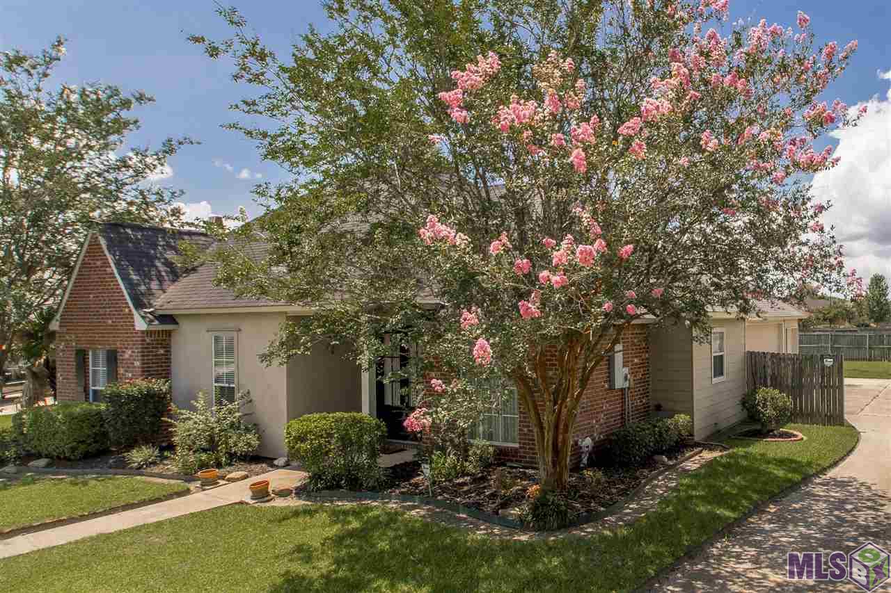 10826 Hilltree Drive Baton Rouge, LA 70810 - Photo 4 of 35