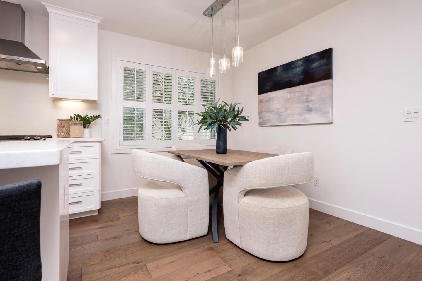 9 Inner Circle Redwood City, CA 94062 - Photo 9 of 21