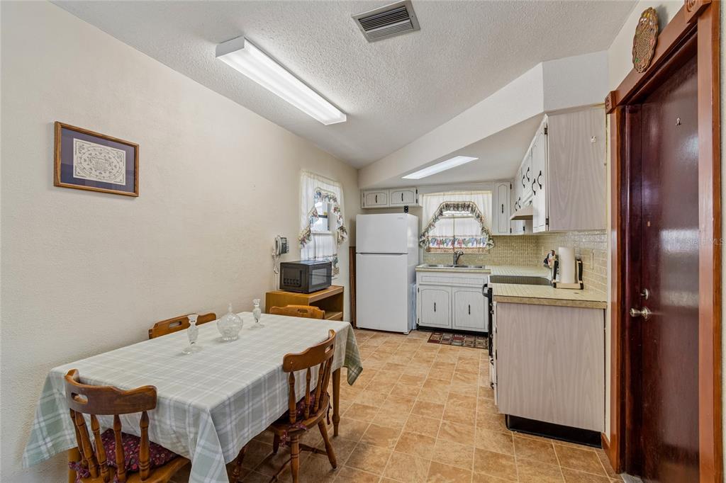 8052 Dedham Drive Port Richey, FL 34668 - Photo 7 of 20