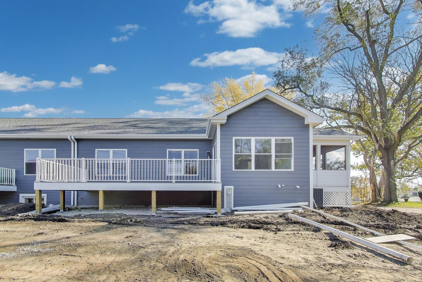 902 North Quentin Road Palatine, IL 60067 - Photo 21 of 24