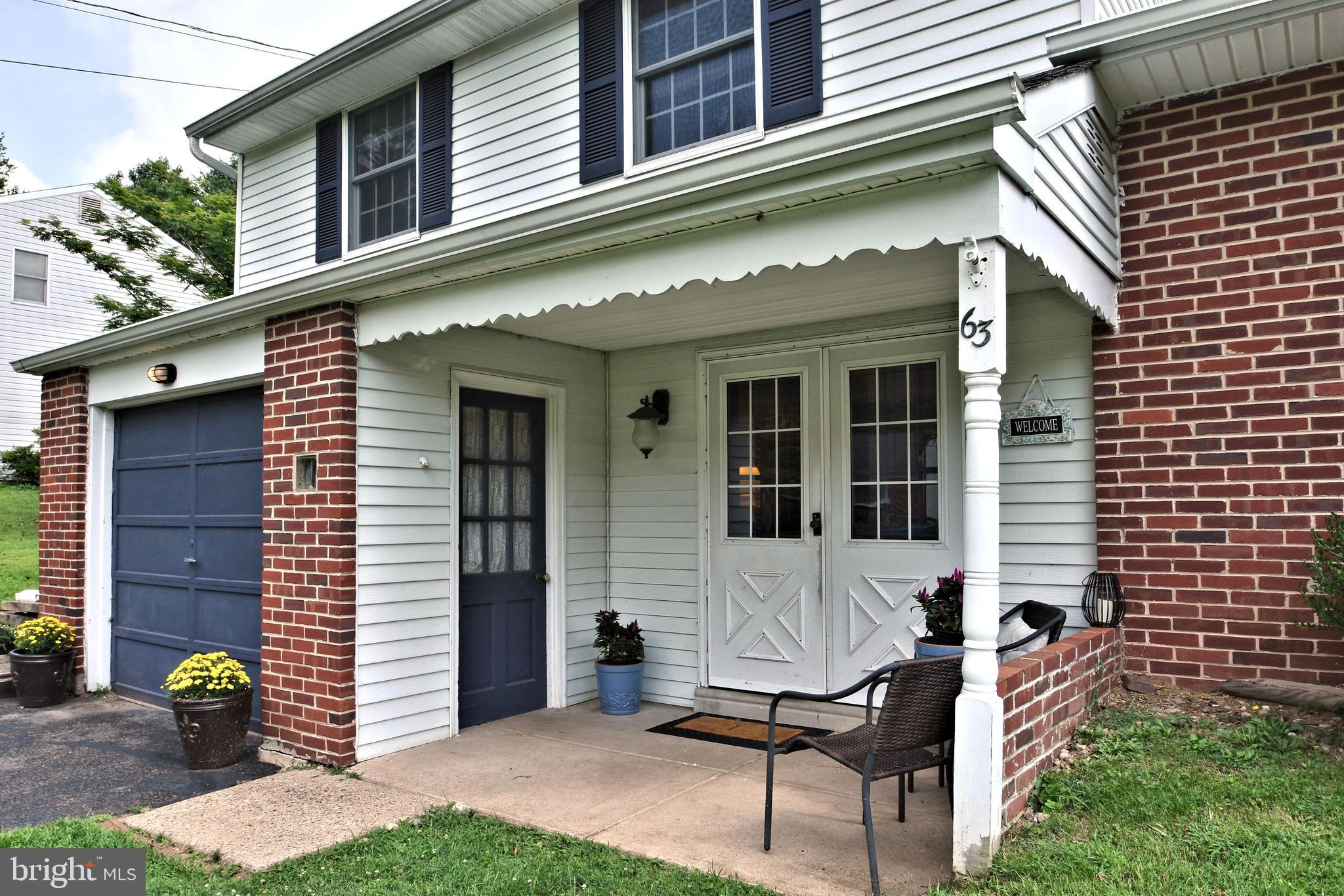 63 Boxwood Road Churchville, PA 18966 - Photo 2 of 23 Front Entry