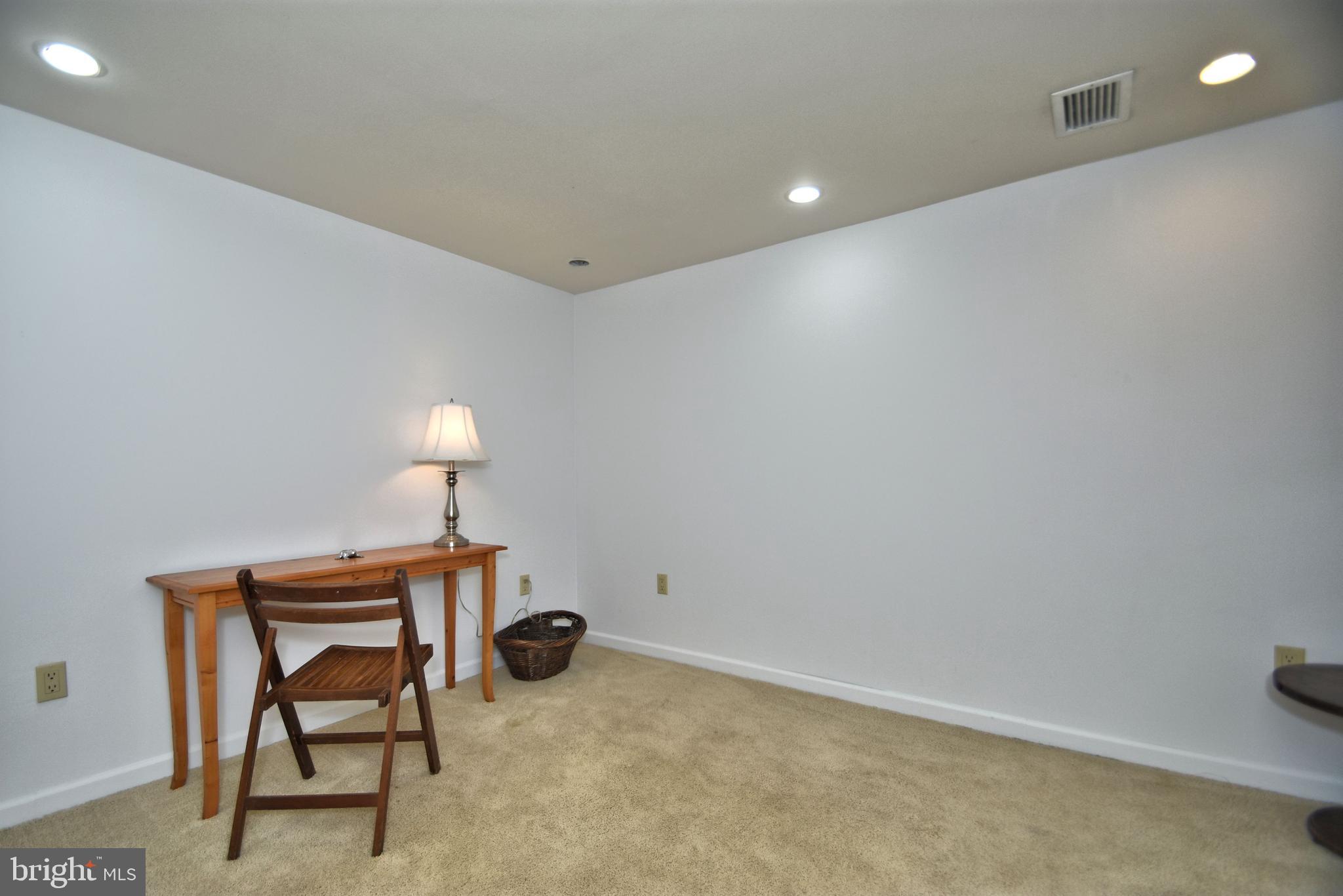 63 Boxwood Road Churchville, PA 18966 - Photo 13 of 23 Office