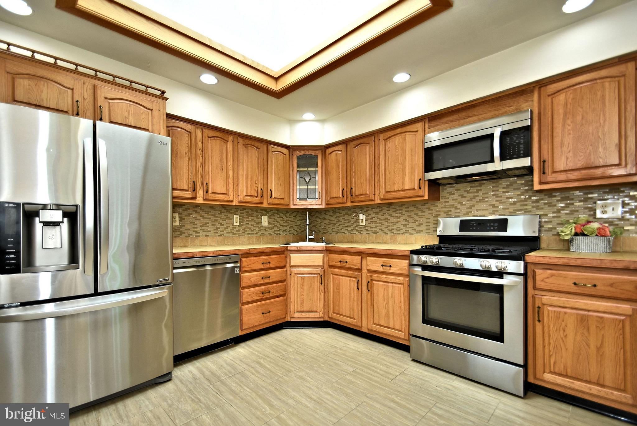 63 Boxwood Road Churchville, PA 18966 - Photo 7 of 23 Kitchen