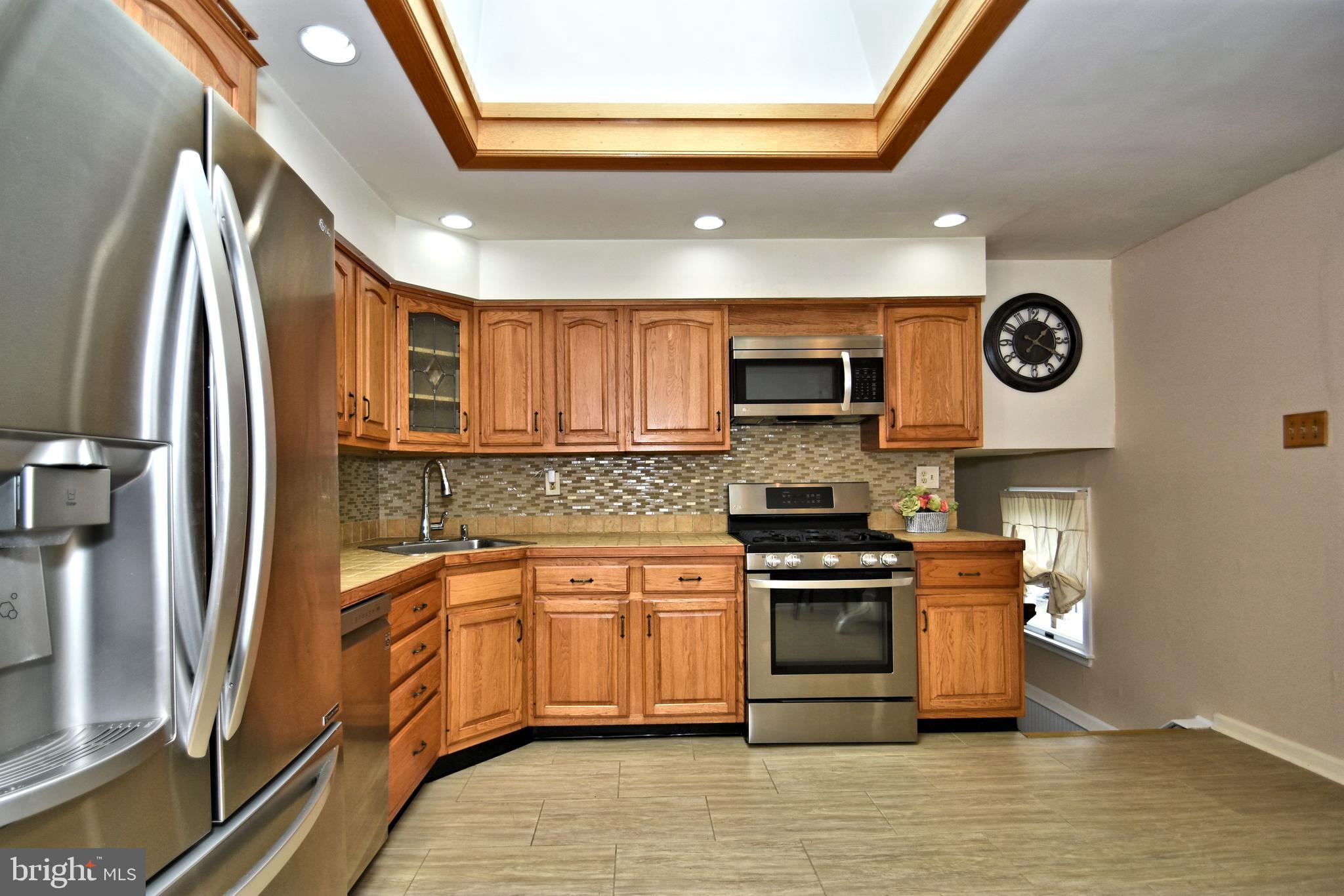 63 Boxwood Road Churchville, PA 18966 - Photo 8 of 23 Kitchen