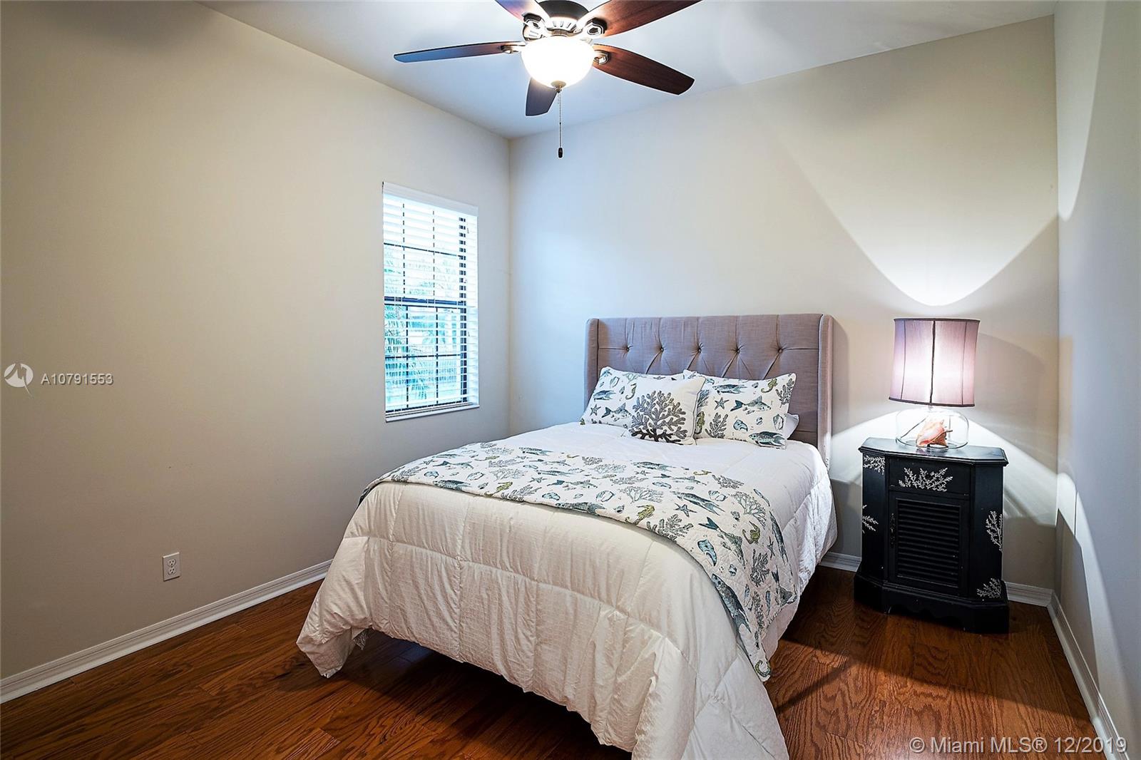10570 Pisa Road Wellington, FL 33414 - Photo 17 of 29 Gallery Image 17