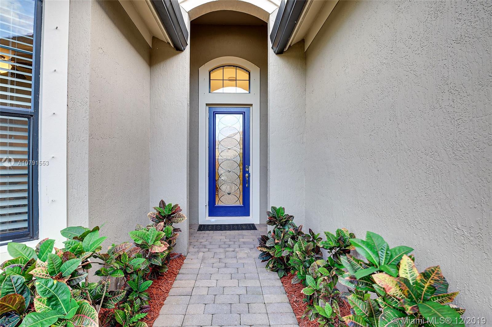 10570 Pisa Road Wellington, FL 33414 - Photo 4 of 29 Gallery Image 4