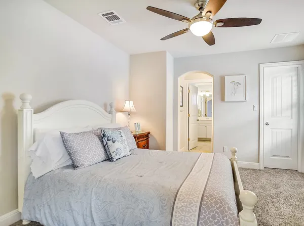 $5,500 | 15621 Cabrillo Way, Austin, TX 78738