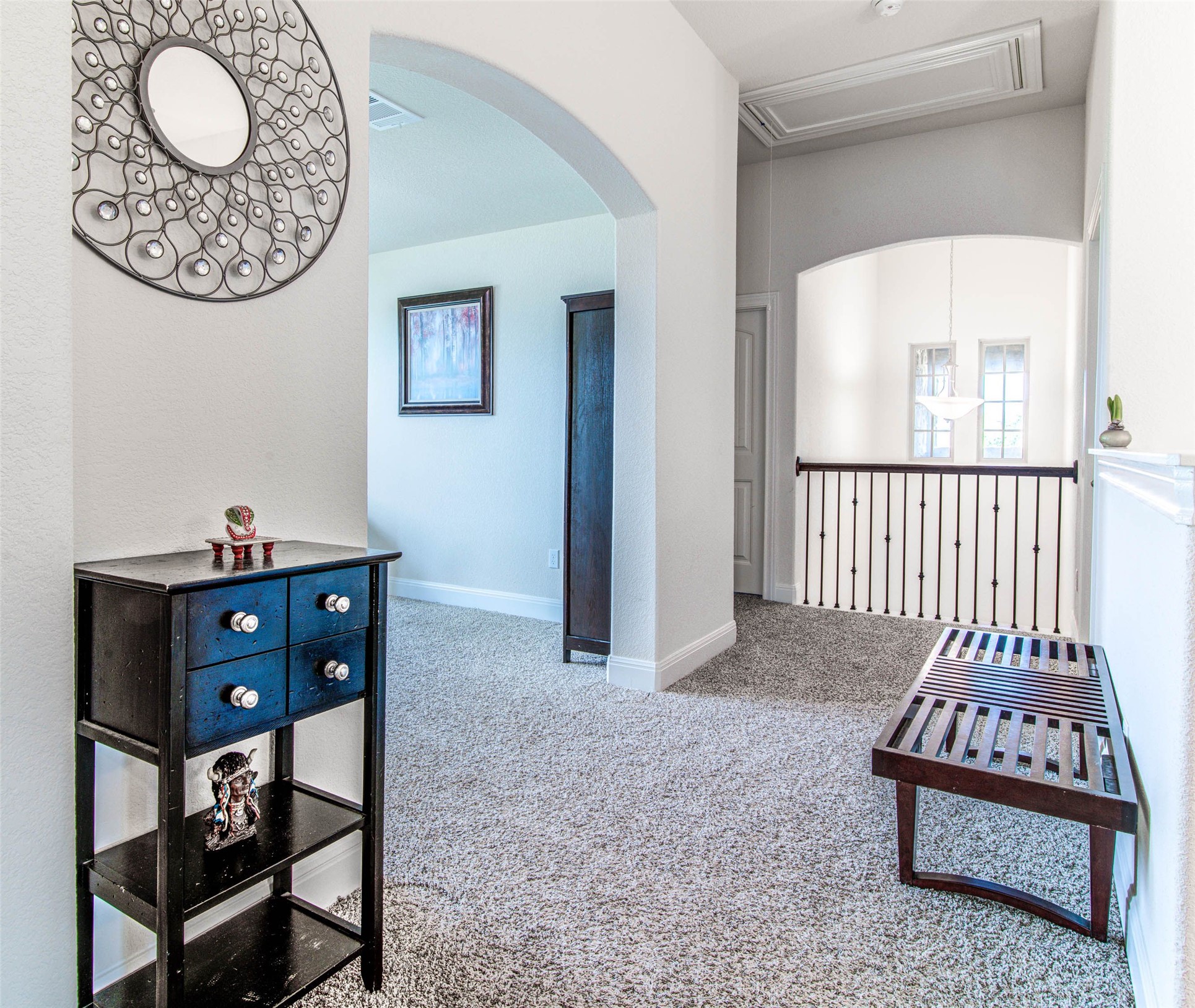 15621 Cabrillo Way Austin, TX 78738 - Photo 16 of 21 a view of a livingroom with furniture