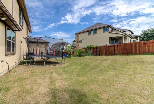 $5,500 | 15621 Cabrillo Way, Austin, TX 78738