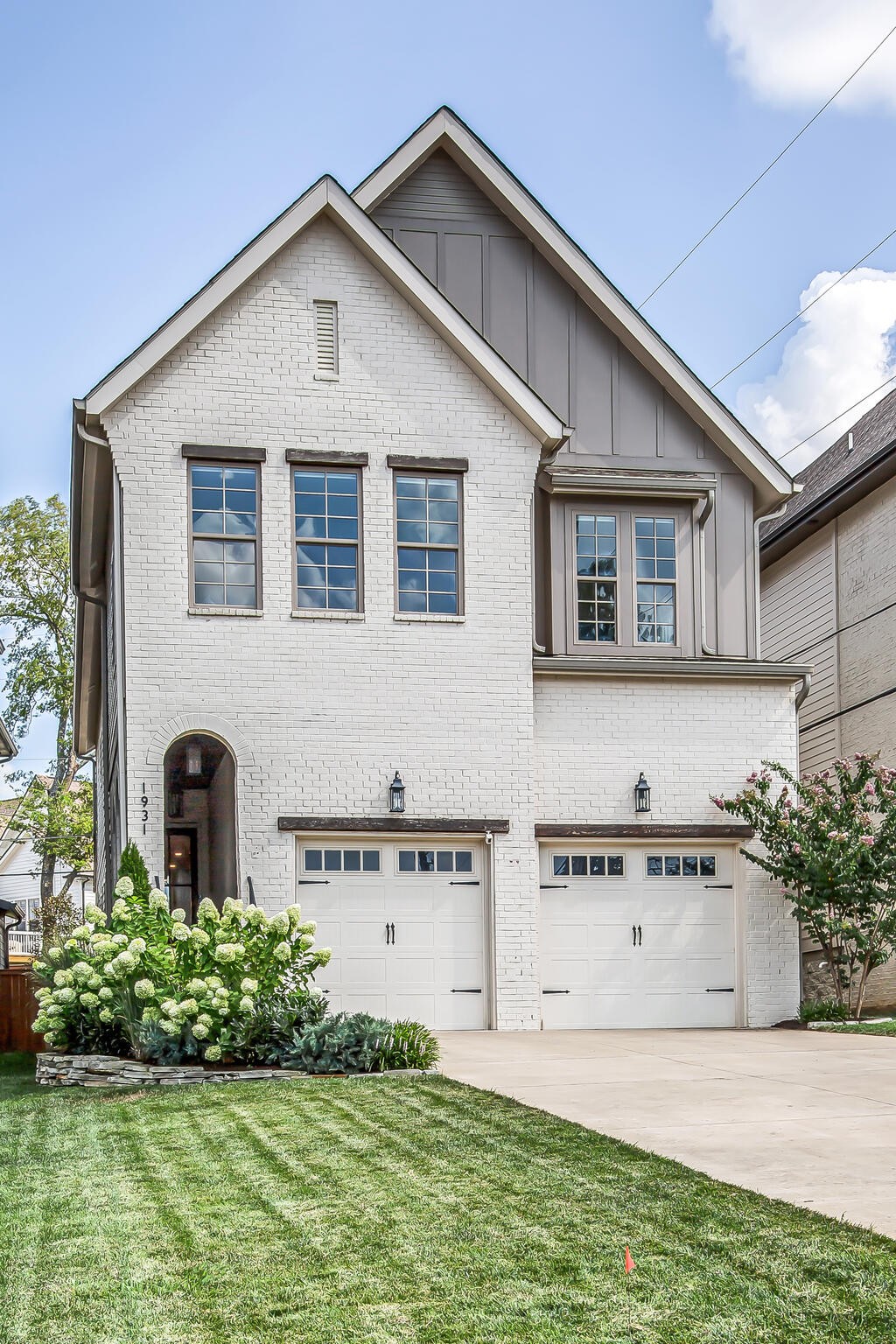 1931 Warfield Drive, Nashville, TN 37215 Compass