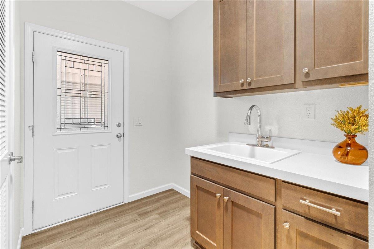 225 Mt Hermon Road, Unit 88 Scotts Valley, CA 95066 - Photo 35 of 50 a bathroom with a sink and a mirror