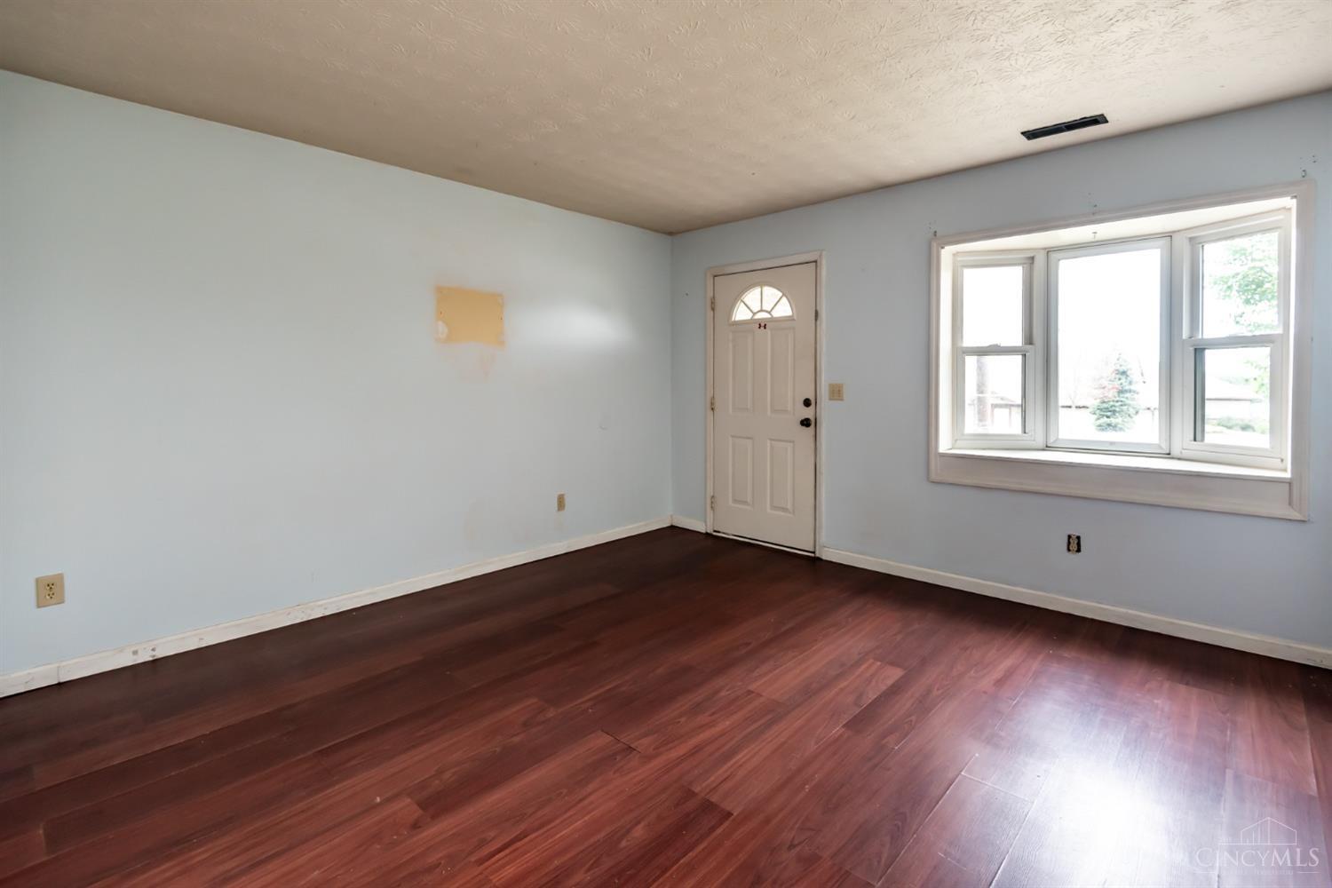 125 Cook Road, Unit B Lebanon, OH 45036 - Photo 2 of 17 Gallery Image 2