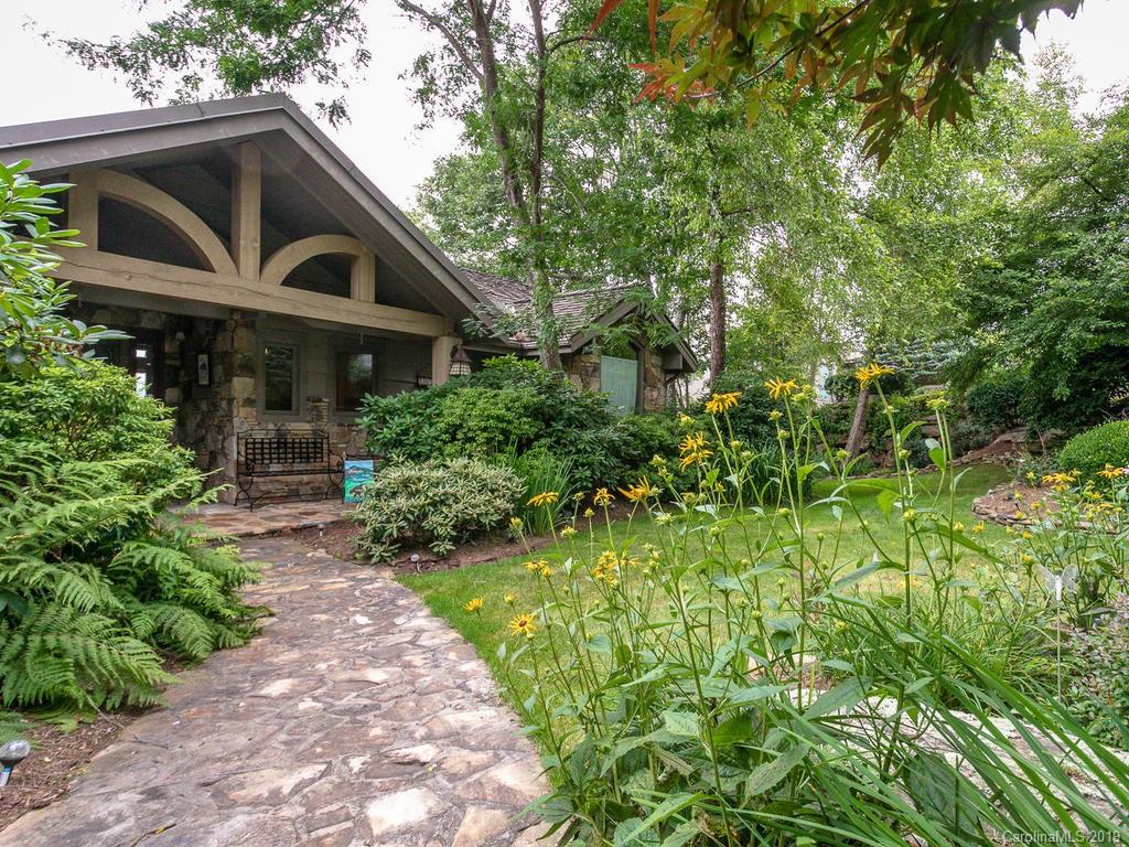 218 Slickrock Road Burnsville, NC 28714 - Photo 2 of 36