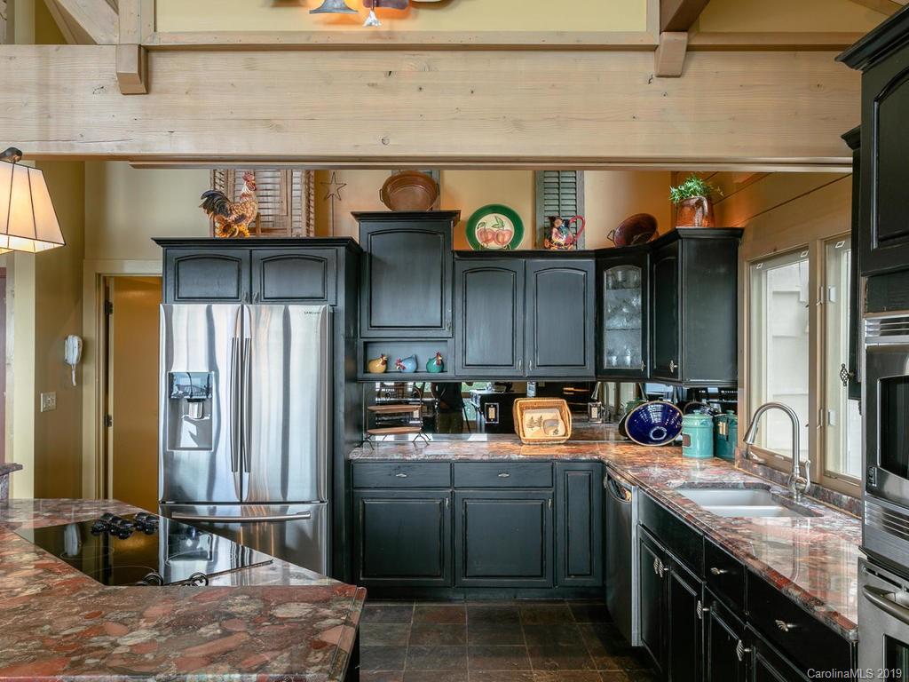 218 Slickrock Road Burnsville, NC 28714 - Photo 12 of 36