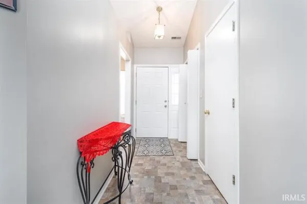$1,650 | 1128 Hornbeam Circle East, Unit WEST, Lafayette, IN 47905
