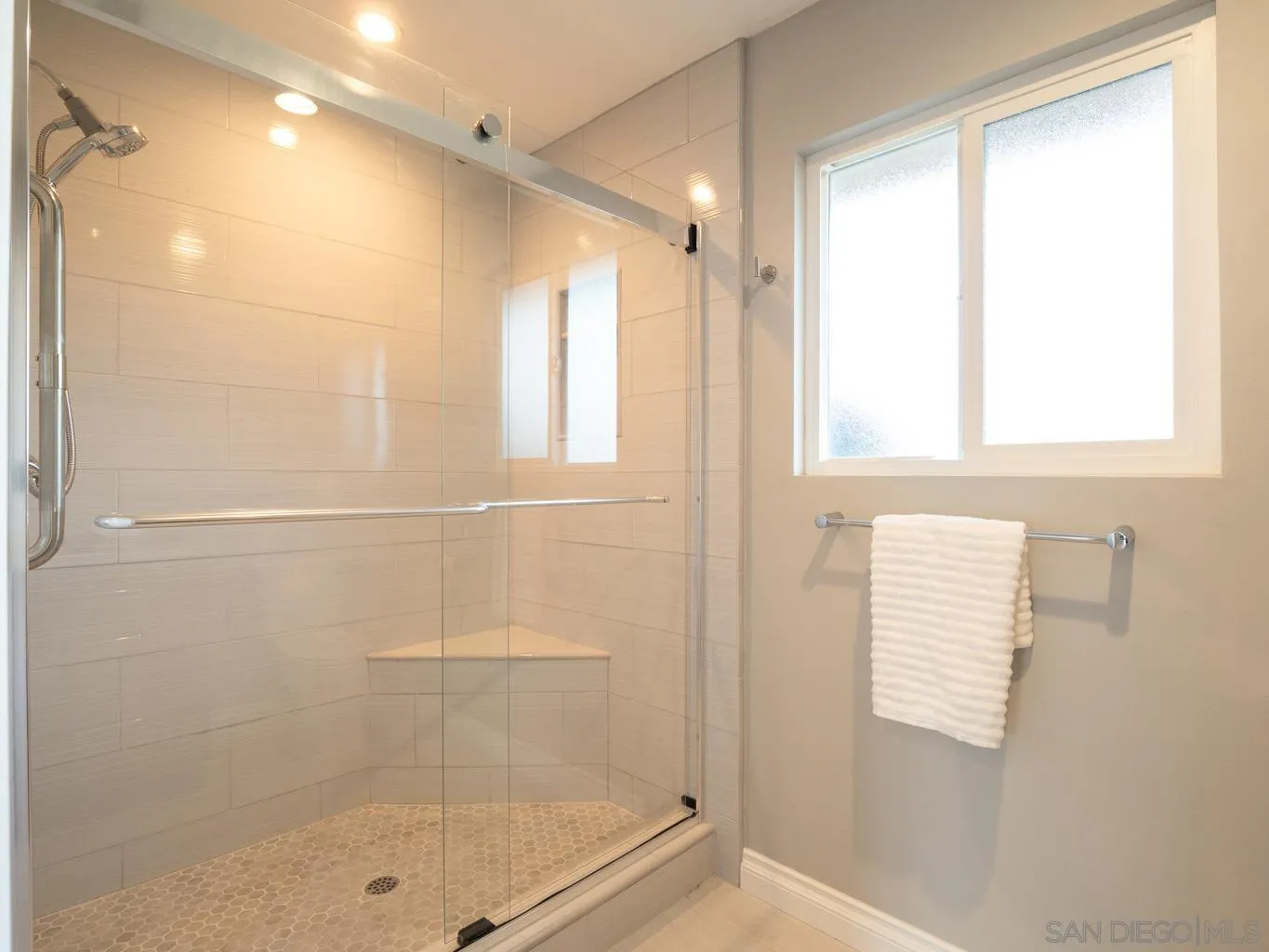 2585 Reed Road Escondido, CA 92027 - Photo 21 of 41 Gallery Image 21