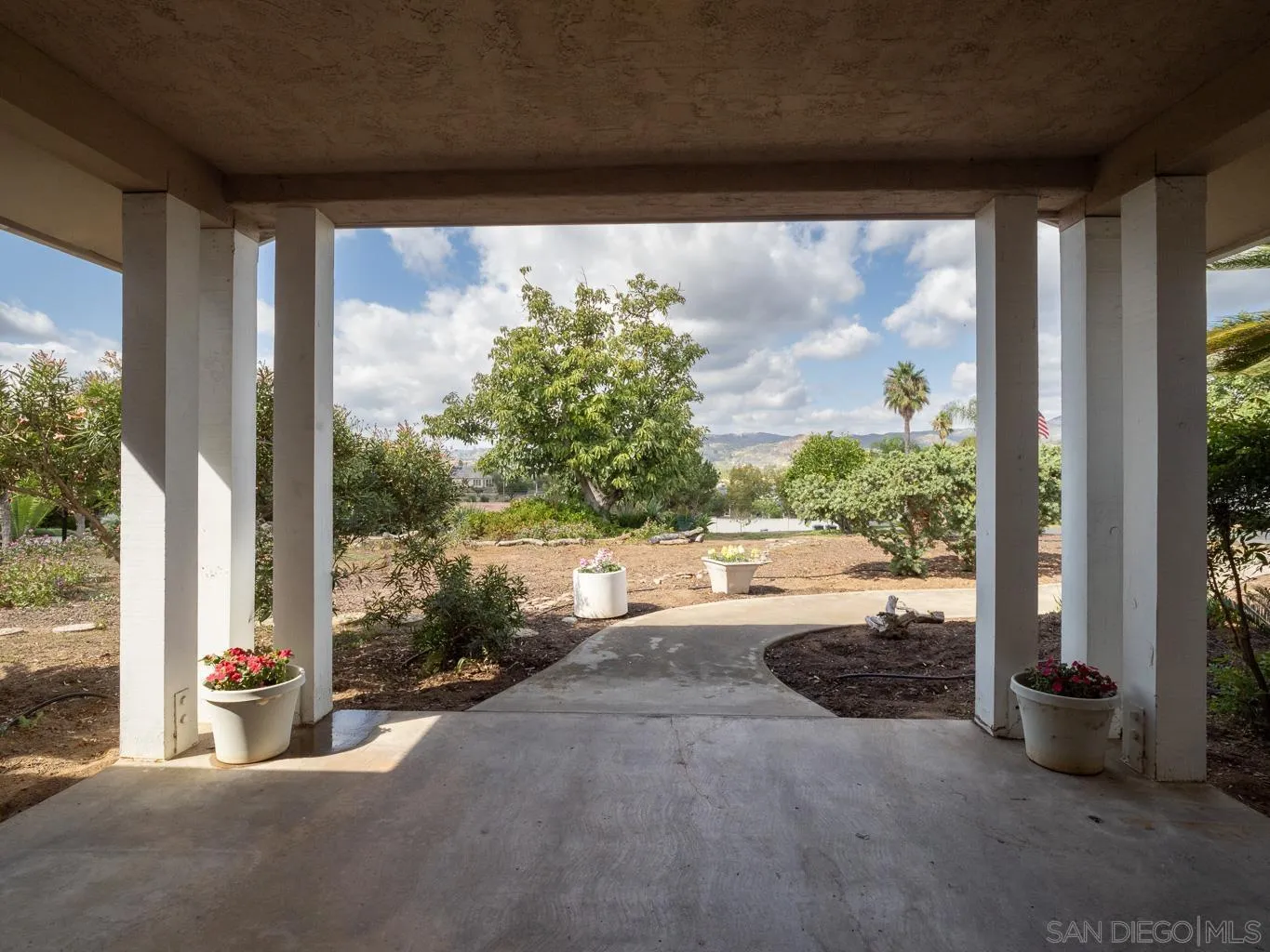 2585 Reed Road Escondido, CA 92027 - Photo 31 of 41 Gallery Image 31