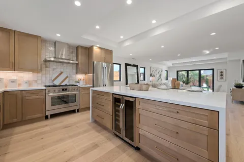 $1,948,000 | 2090 Potomac Way, San Mateo, CA 94403