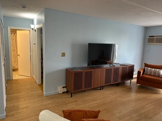 $2,000 | 95 Nahant Street, Unit 12, Lynn, MA 01902