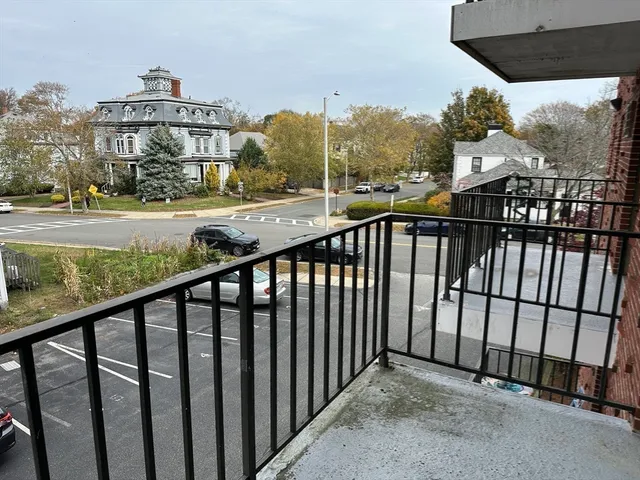 $2,000 | 95 Nahant Street, Unit 12, Lynn, MA 01902