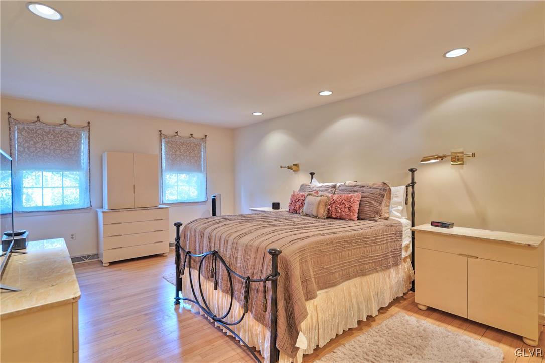 1432 Hampton Road Allentown, PA 18104 - Photo 19 of 38 Gallery Image 19