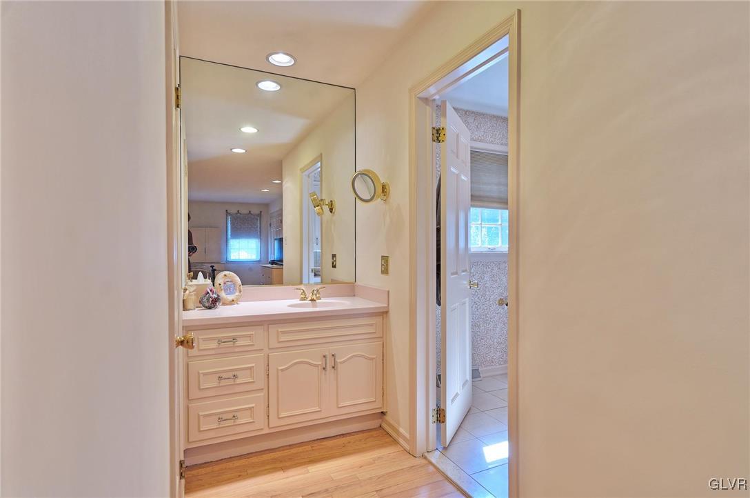 1432 Hampton Road Allentown, PA 18104 - Photo 21 of 38 Gallery Image 21
