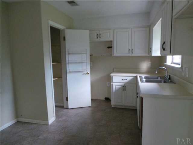 1341 McKenzie Road Cantonment, FL 32533 - Photo 5 of 8 Gallery Image 5