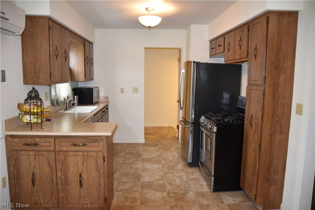 30208 Powell Road Willowick, OH 44095 - Photo 7 of 26 Gallery Image 7
