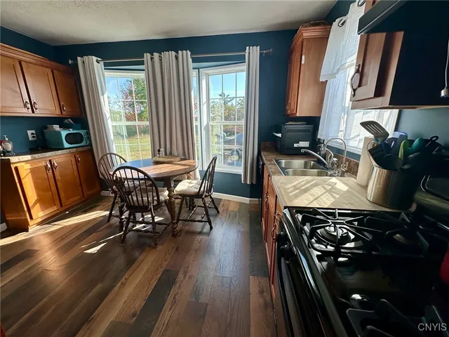 $389,900 | 26172 Walrath Road, Lyme, NY 13622