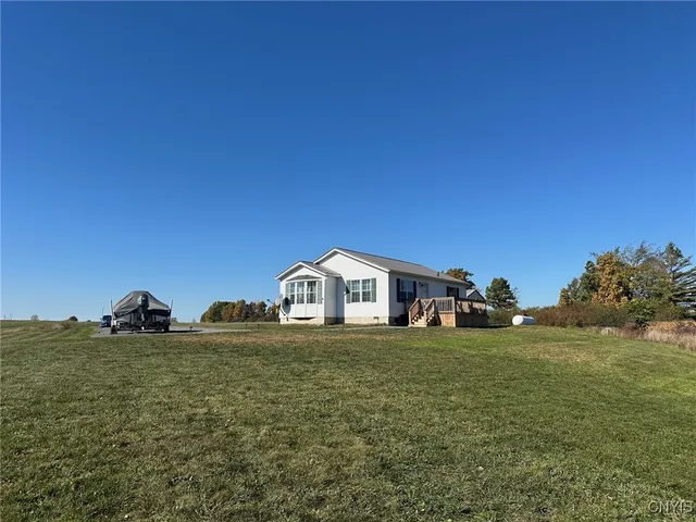 $389,900 | 26172 Walrath Road, Lyme, NY 13622