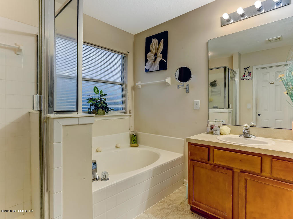 11873 Raindrop Road Jacksonville, FL 32219 - Photo 31 of 47 Master Bathroom