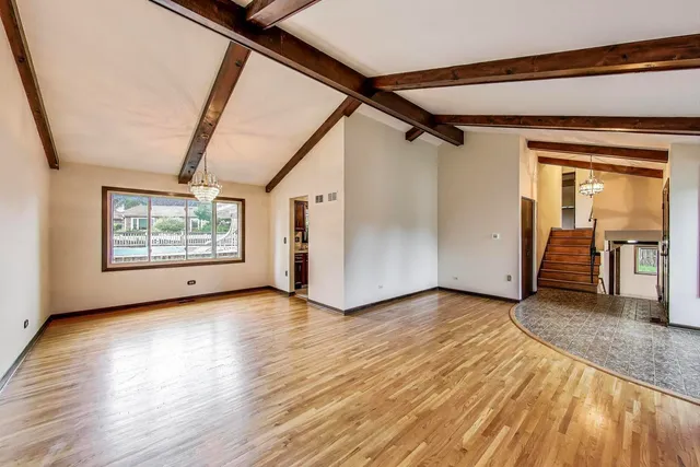 $475,000 | 823 Cambridge Row, Addison, IL 60101