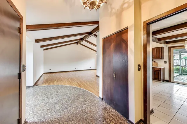 $475,000 | 823 Cambridge Row, Addison, IL 60101