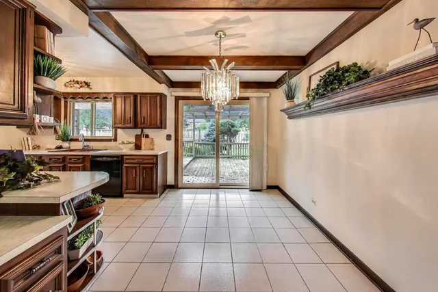 $475,000 | 823 Cambridge Row, Addison, IL 60101