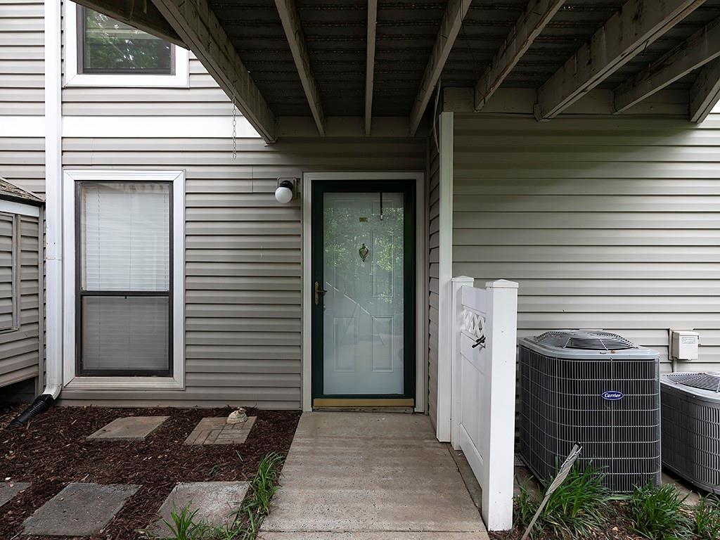1316 Wynnes Ridge Circle Southeast Marietta, GA 30067 - Photo 4 of 29 a view of a house with a door