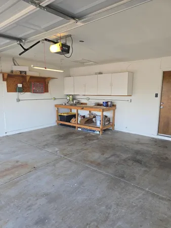 $2,400 | 1615 West Summit Place, Chandler, AZ 85224