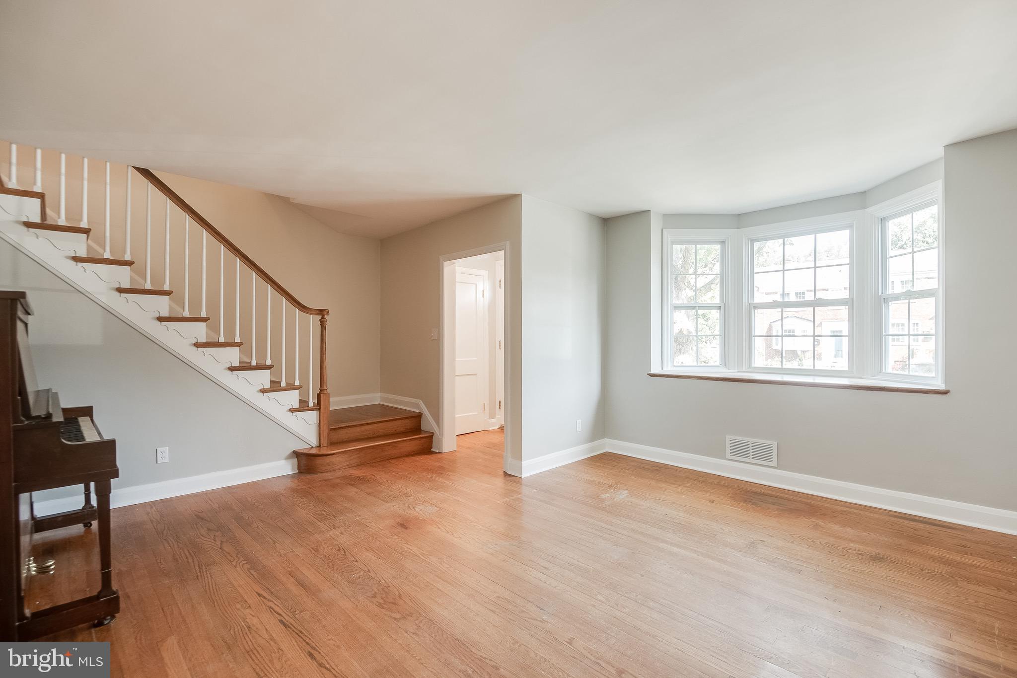 207 Blenheim Road Baltimore, MD 21212 - Photo 2 of 37 Welcome Home