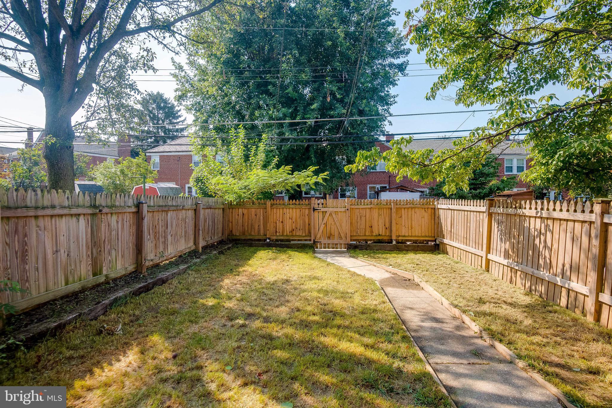 207 Blenheim Road Baltimore, MD 21212 - Photo 31 of 37 Entertaining Space at Fenced in Backyard