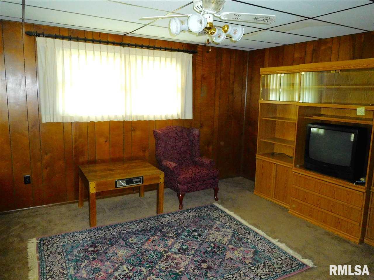 3817 South Paramount Road Bartonville, IL 61607 - Photo 15 of 25 Gallery Image 15