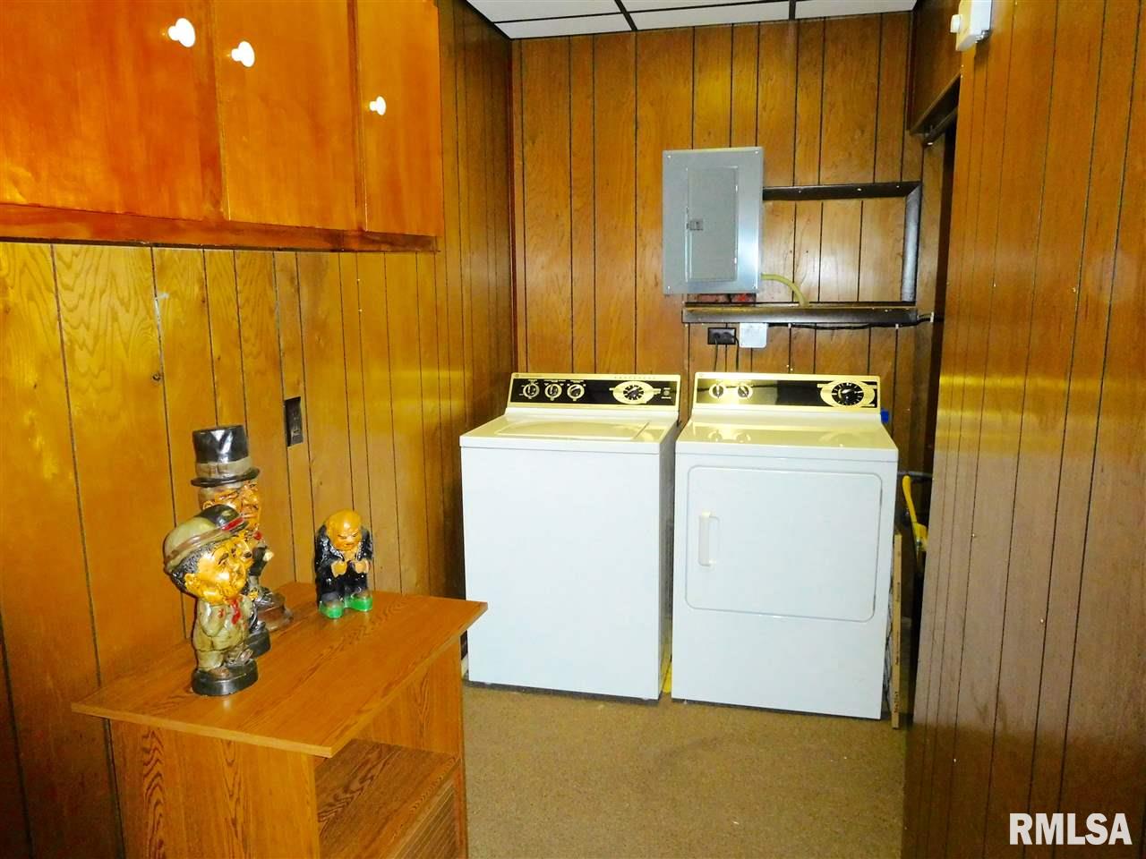3817 South Paramount Road Bartonville, IL 61607 - Photo 16 of 25 Gallery Image 16