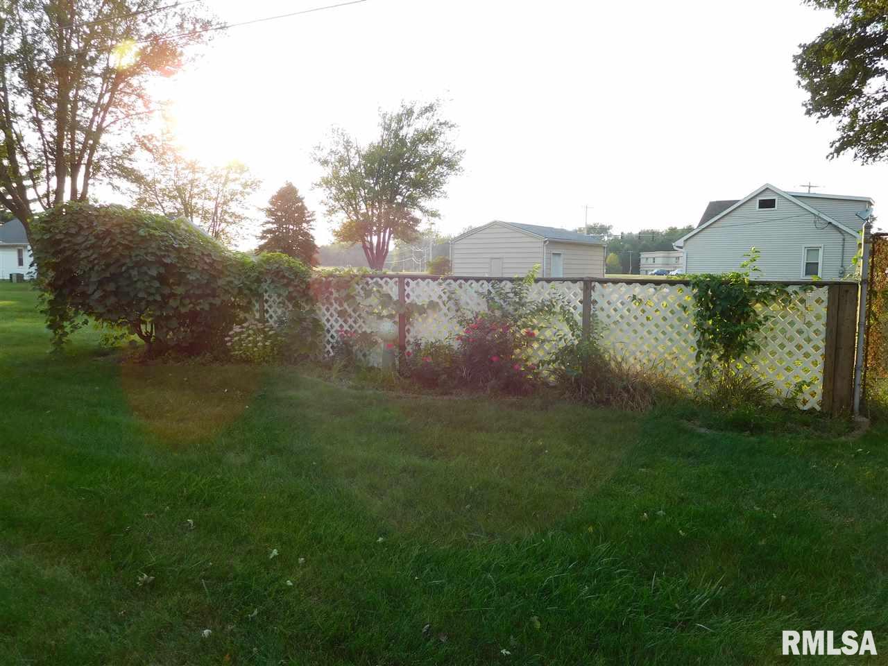 3817 South Paramount Road Bartonville, IL 61607 - Photo 21 of 25 Gallery Image 21