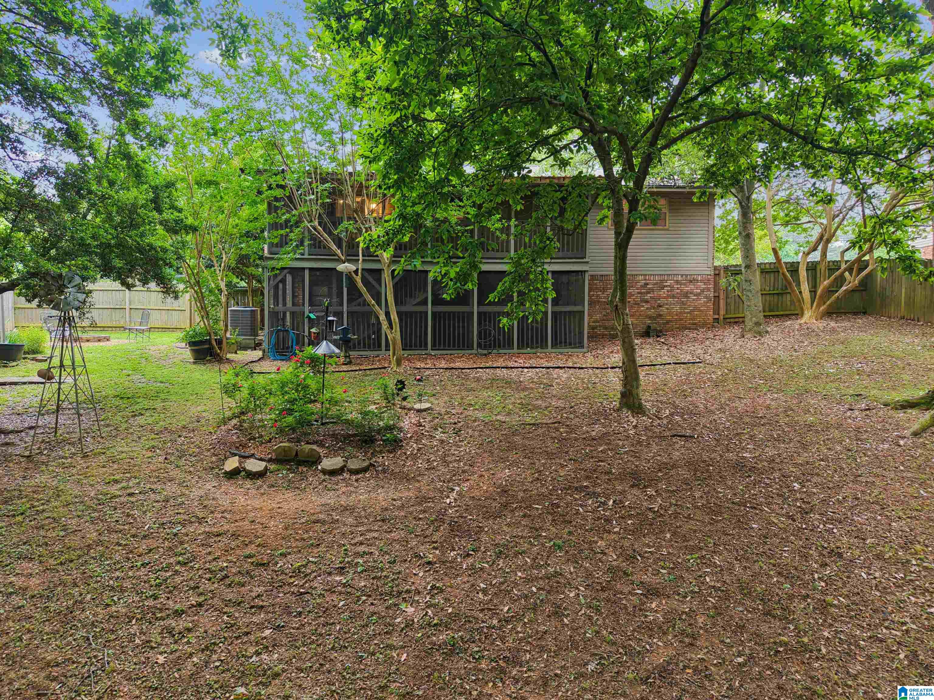 507 Hillcrest Road Adamsville, AL 35005 - Photo 5 of 32