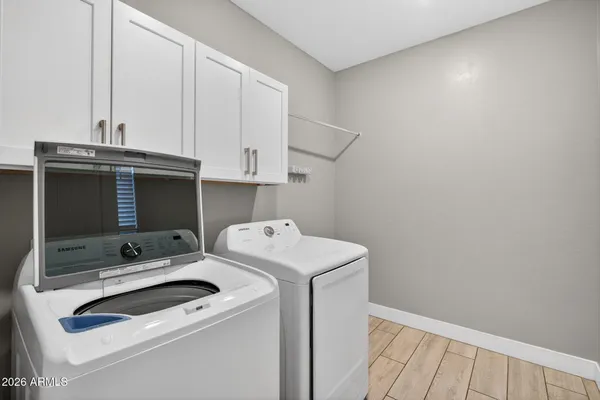 $2,550 | 3925 East Megan Street, Gilbert, AZ 85295